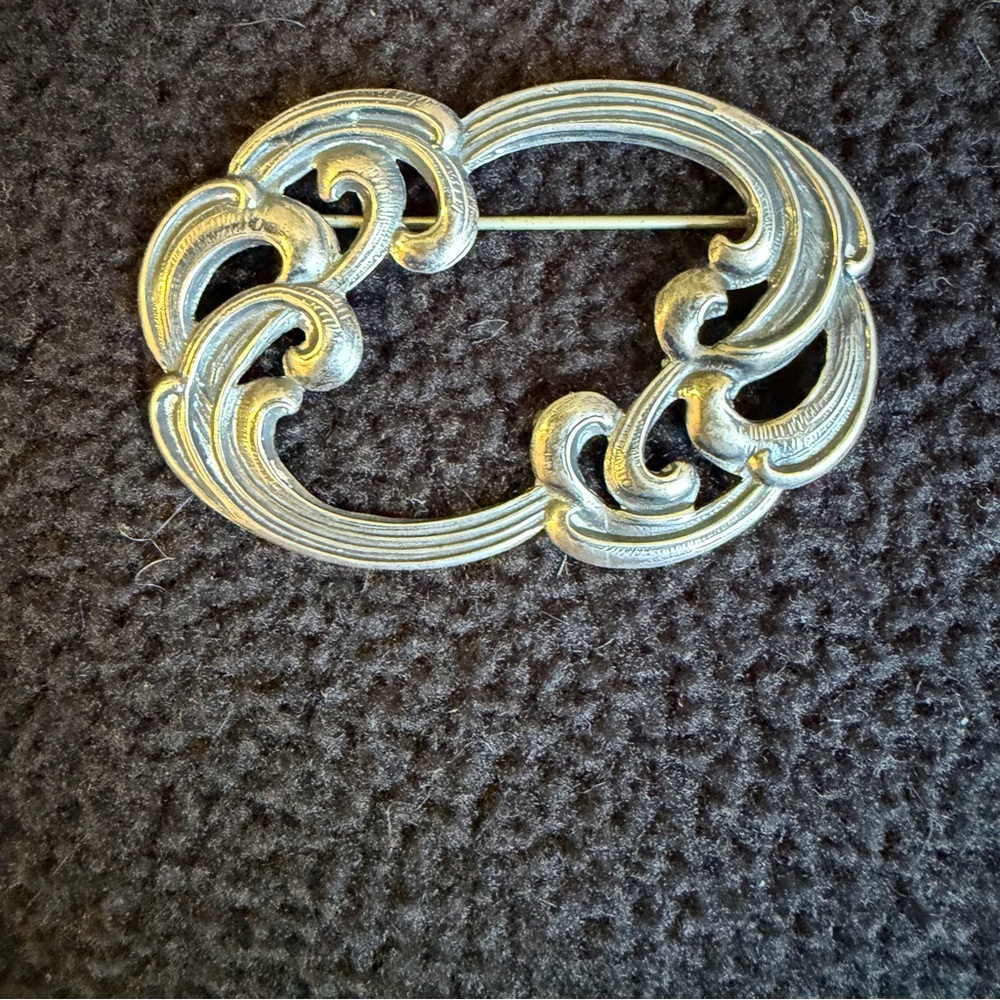 Vintage Art Nouveau Sterling Silver Brooch
